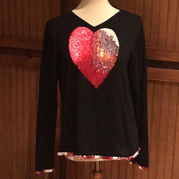 Michael Simon Tops - Vintage Michael Simon Black size L tee shirt embellished w/ a sequin Valentine